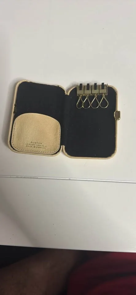 Burton Top-Grain Leather Case with Color Key Clips image indicator(3)