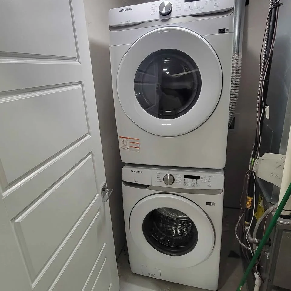 1 Bed 1 Bath - House image indicator(3)