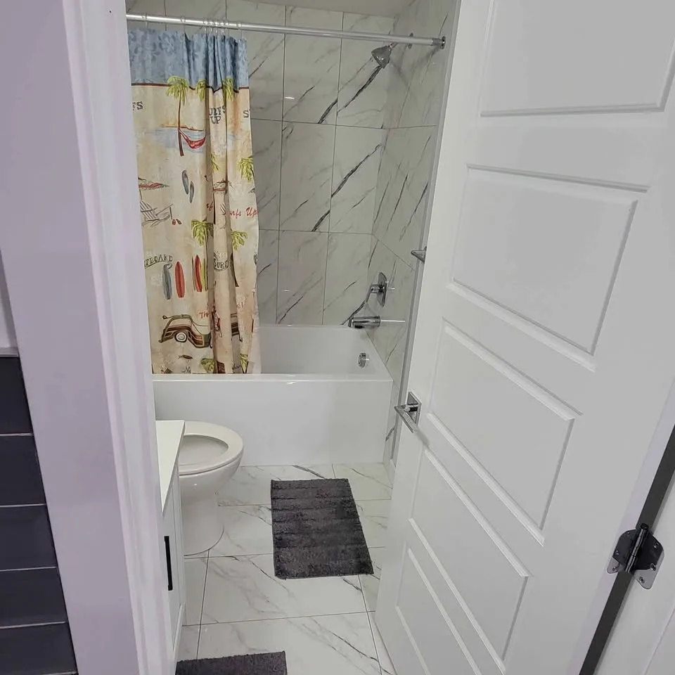 1 Bed 1 Bath - House image indicator(5)