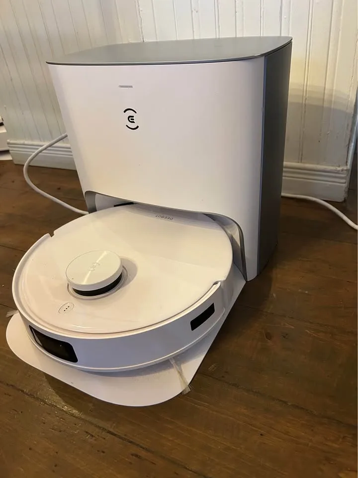 Ecovacs Deebot T10 Plus Robot Vacuum image indicator(2)