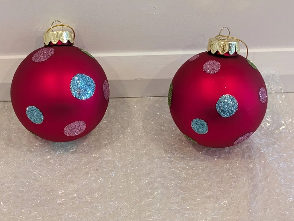 2 Kurts Adler Inc Pink and Sparkly Ornaments - photo 3