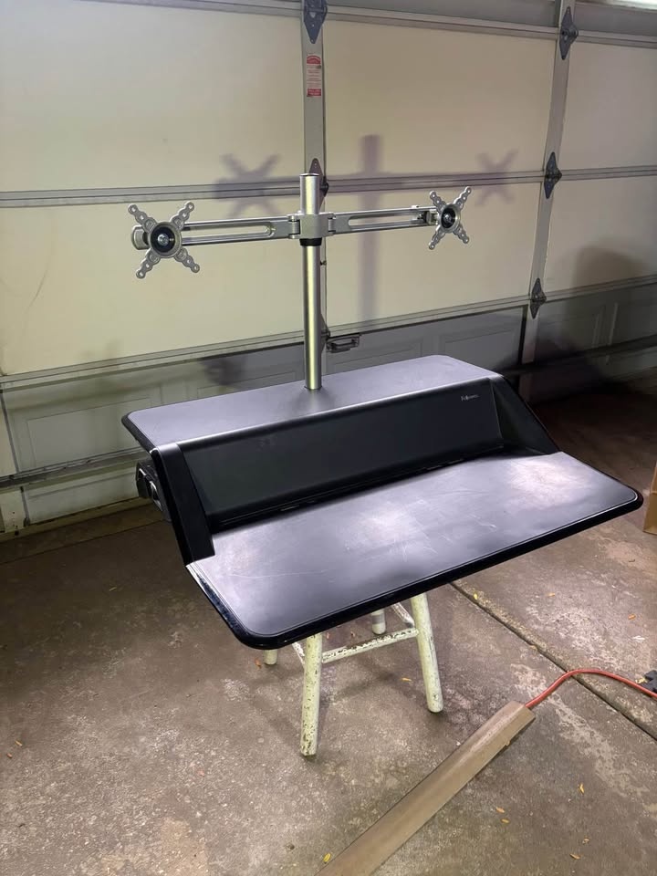 Fellowes Sit-Stand Workstation - Stand for LCD Display/ Keyboard - photo 4