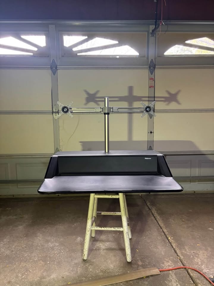 Fellowes Sit-Stand Workstation - Stand for LCD Display/ Keyboard - photo 5