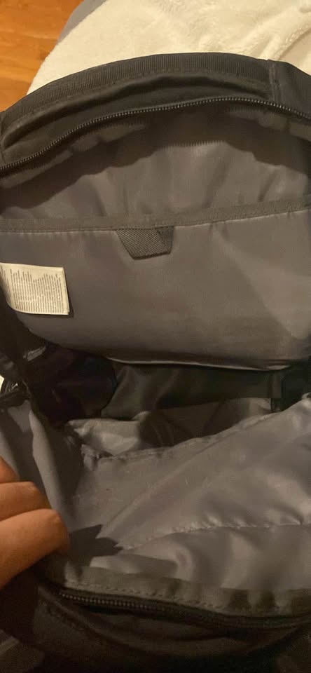 North Face Jester Backpack — Excellent Condition - photo 3