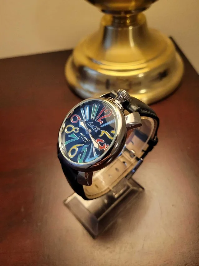 GaGa Milano Luxurious Italian Watch image indicator(2)