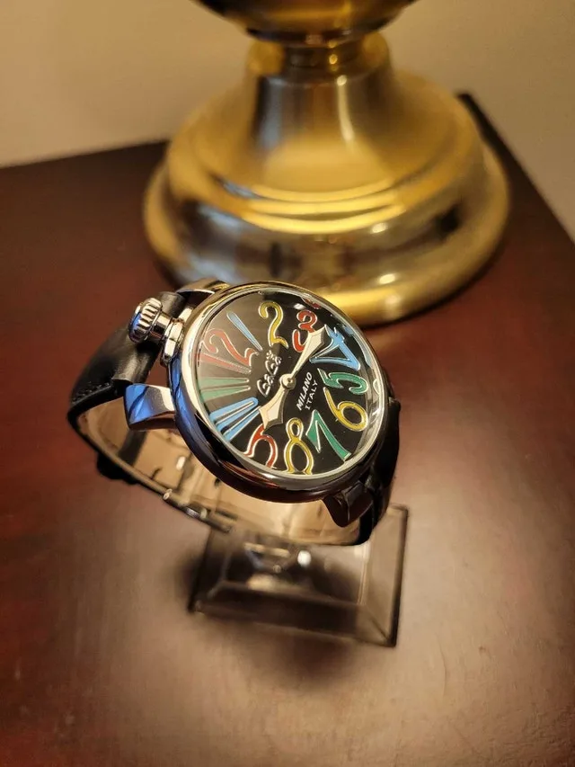 GaGa Milano Luxurious Italian Watch image indicator(3)