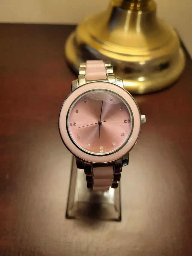 New Women's Pink Diamond Fashion Watch