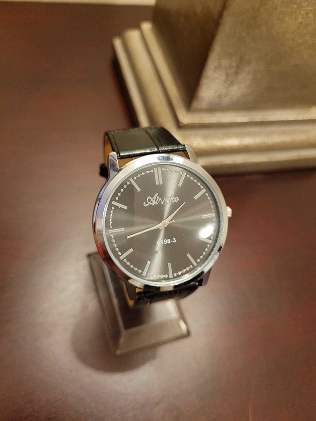 Brand New Black and Silver Unisex Watch