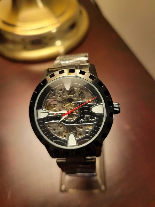 Two Brand New Automatic Men's Watch image indicator(7)