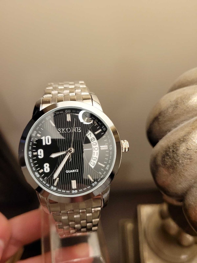 Brand New Skone Silver and Black Quartz Men's Watch