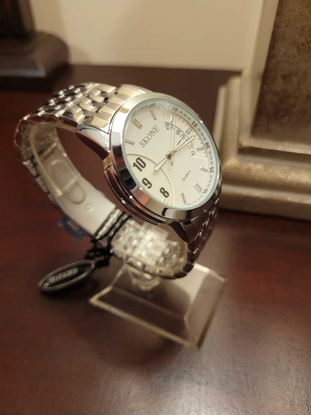 Brand New Skone Silver Quartz Men's Watch - photo 4