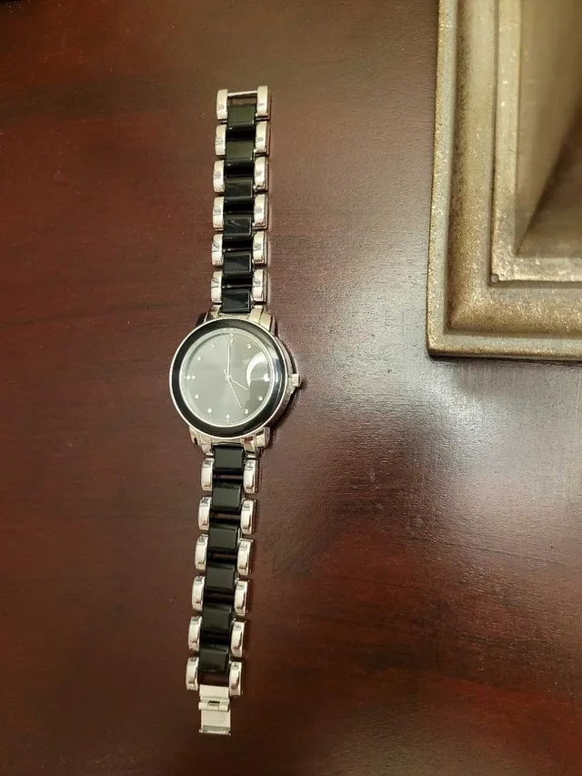 Brand New Unbranded Stylish Silver and Black Women's Watch image indicator(5)