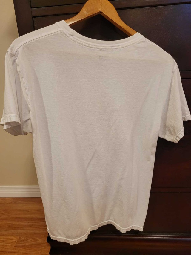 Vintage 1989 Obey Streetwear White Tee Box  Logo Size Medium - photo 2