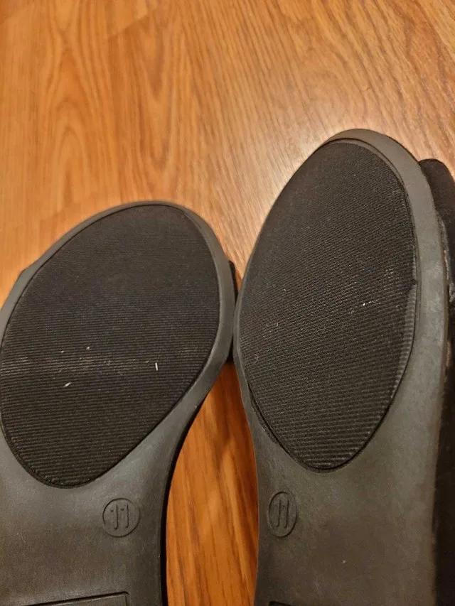 FIONI Black Women's US 11 Flats Sandals No Box image indicator(8)