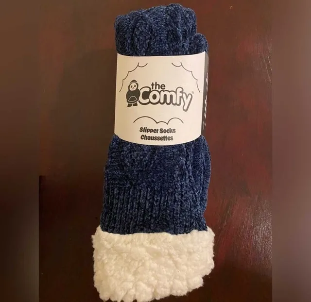Brand New Women’s Navy Blue The Comfy Slipper Socks