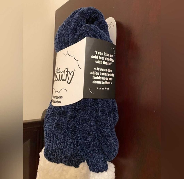 Brand New Women’s Navy Blue The Comfy Slipper Socks - photo 2