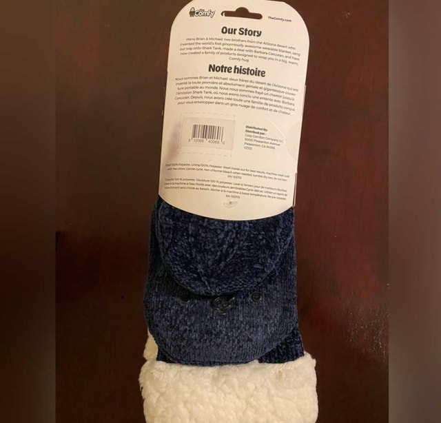 Brand New Women’s Navy Blue The Comfy Slipper Socks - photo 4