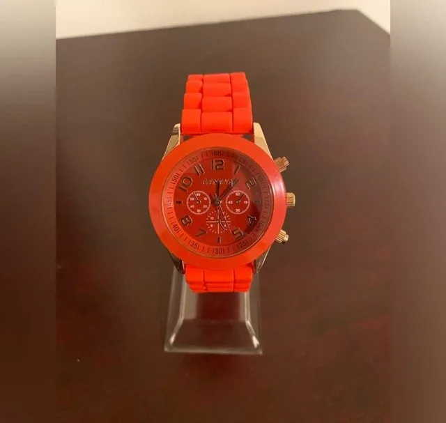 Women's Red Geneva fashion watch