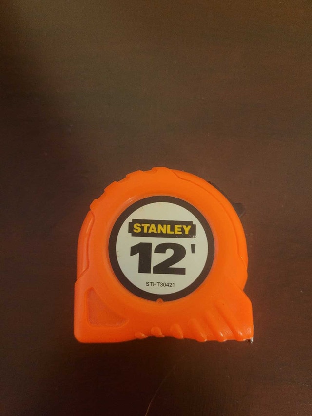 Orange Stanley 12' Tape Measure Tool