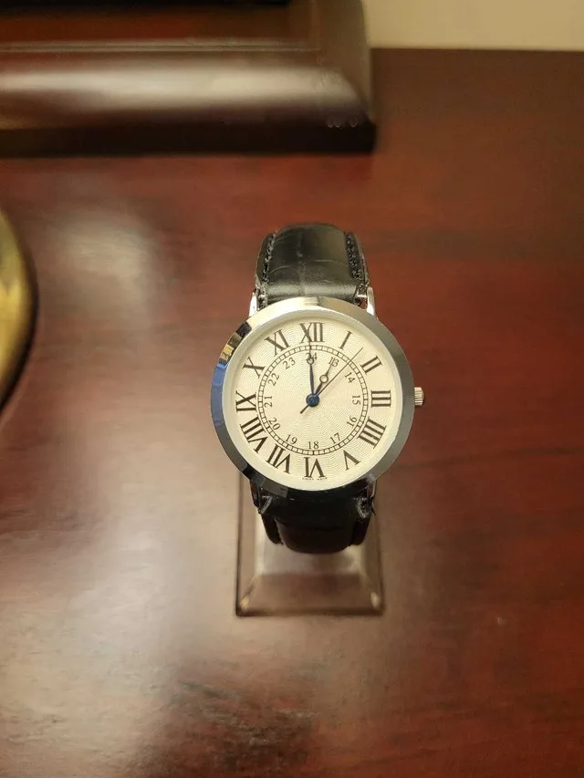 Women's Black Roman Dial fashion watch