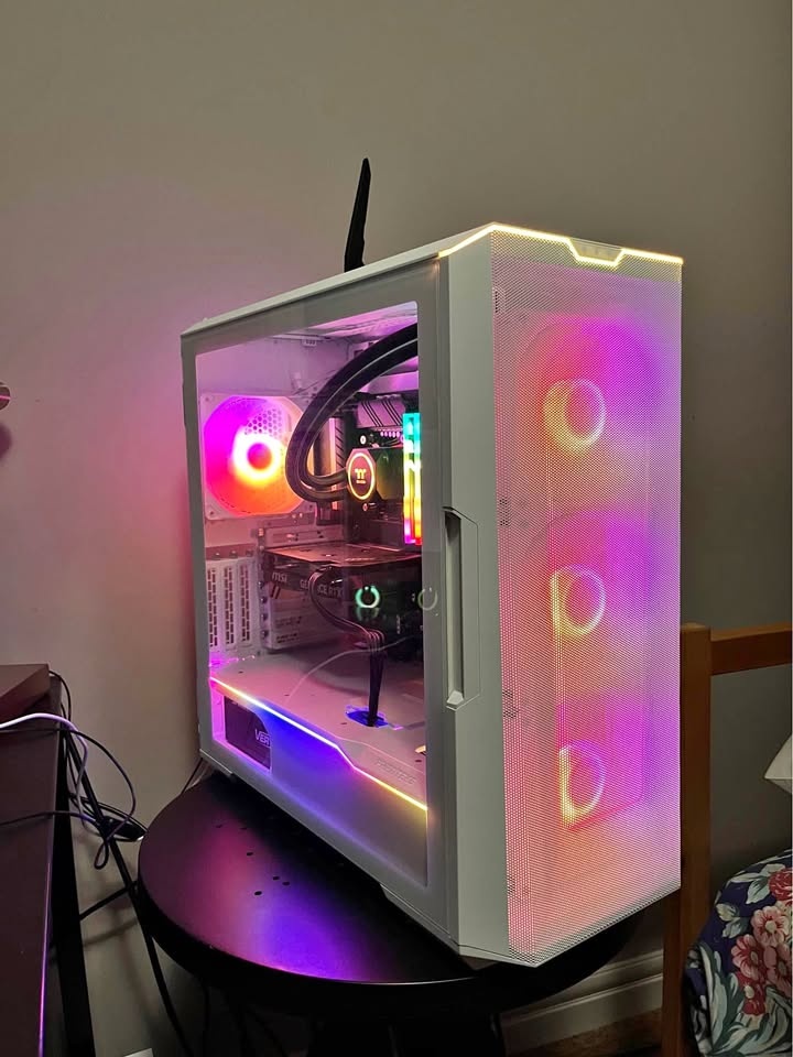i9-13900K White Gaming PC