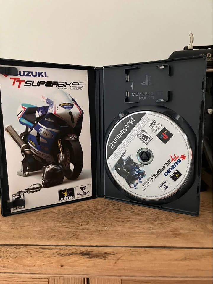 Suzuki TT Superbikes Sony PlayStation 2 - photo 2