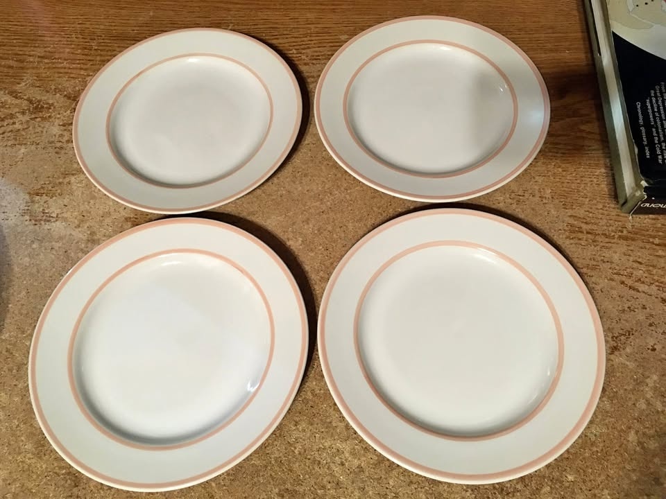 SET OF 4 MARTHA STEWART SALAD PLATE 6029 STONEWARE CREAM PINK 7.