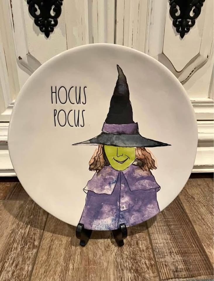 Rae Dunn Hocus Pocus Plate - 11" halloween