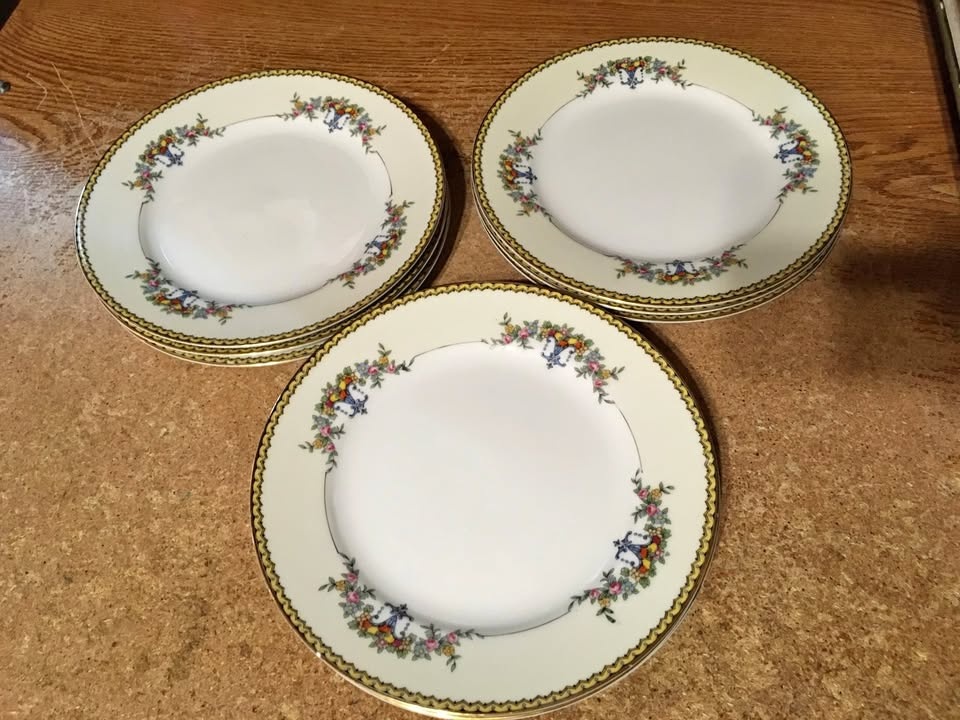 SET OF 9 NORITAKE M MODJESKA PATTERN PLATE 8.5"
