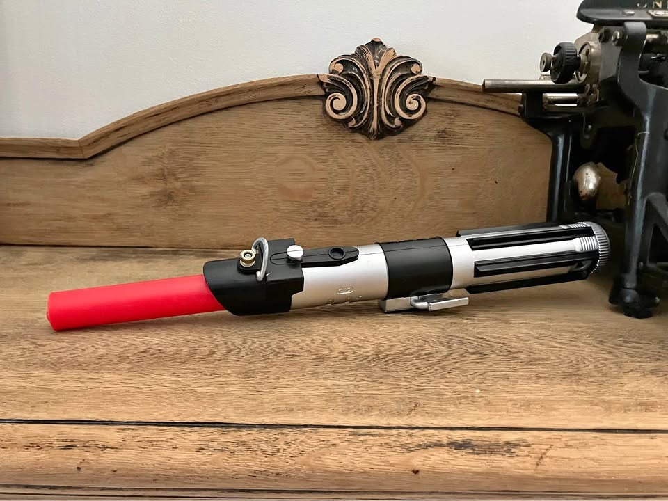 Star Wars toy light saber red costume