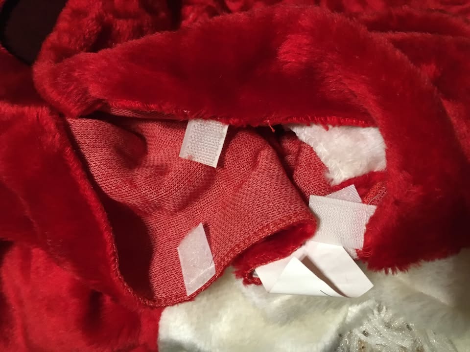 LOT OF 3 VINTAGE CHRISTMAS TREE SKIRTS 44"-45" RED GREEN MAROON - photo 4