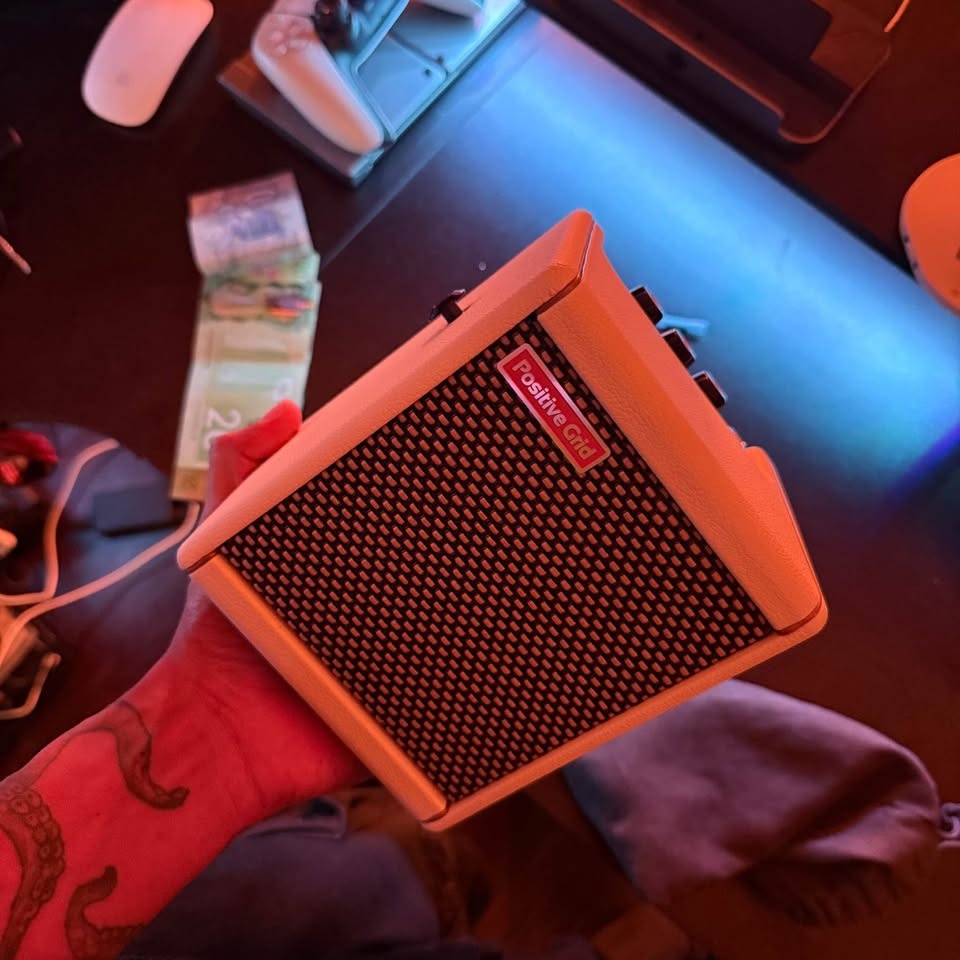 Positive Grid Spark MINI Smart Bluetooth Guitar Amp - photo 3