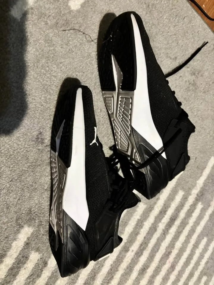 Puma - Men’s Shoe Size 10 (Sale - need gone asap) image indicator(2)