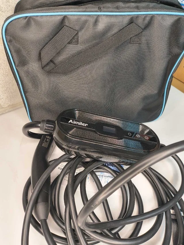 AIMILER EV Charger for Tesla – 16A Level 1/2 Ca image indicator(2)