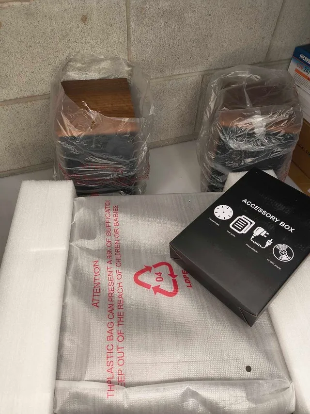 Arkrocket Cassini Vinyl Record Player Wireless Bluetooth image indicator(3)