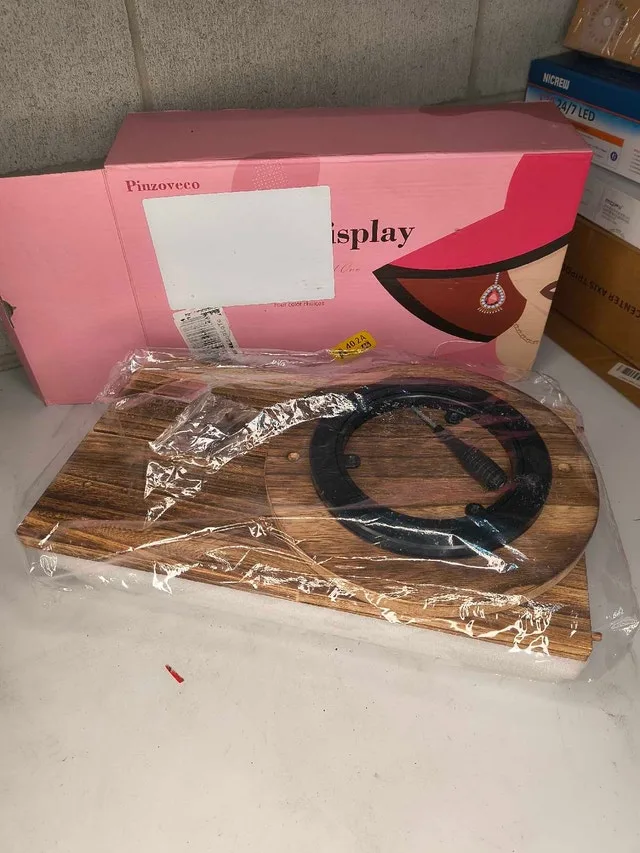 Pinzoveco Rotating Wooden Earring Display image indicator(2)