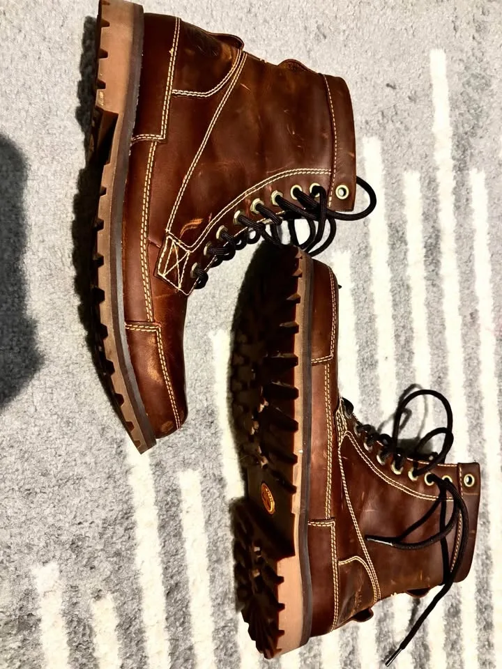 Timberland - Men’s Boots Size 9.5 (Sale - need gone asap) image indicator(4)