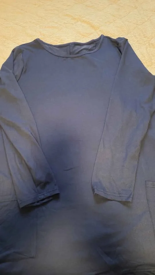 Women's jersey long shirt in blue. Large size. image indicator(3)