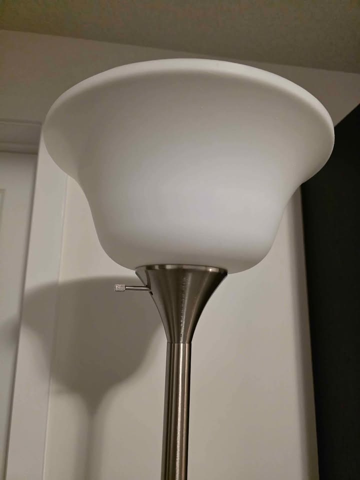 Floor Lamp - photo 2