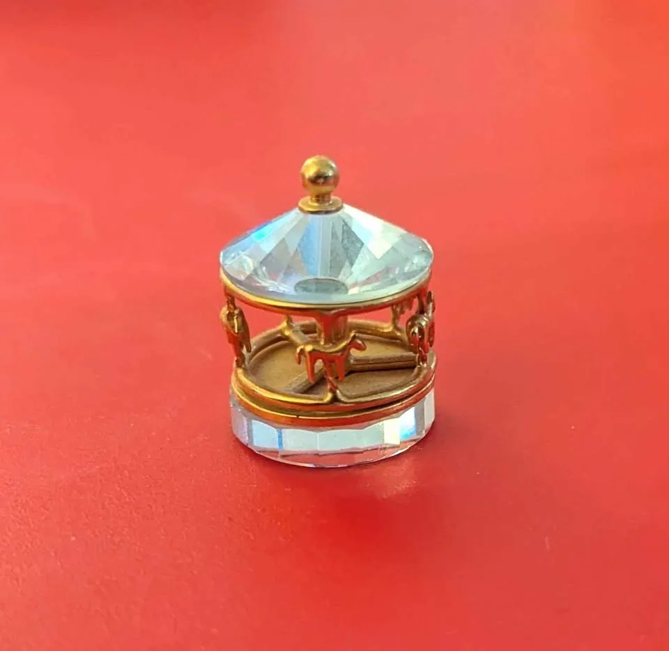 Swarovski Crystal Carousel Merry Go Round Figurine image indicator(2)