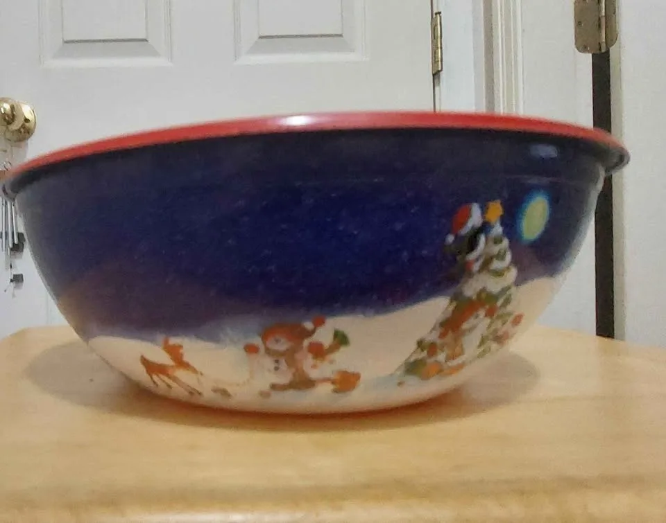 Christmas serving bowl image indicator(3)