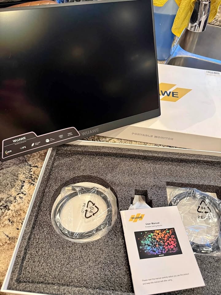 WUAWE Portable Monitor
