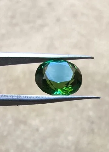 2.8 CTS Green Tourmaline, Round Cut image indicator(6)