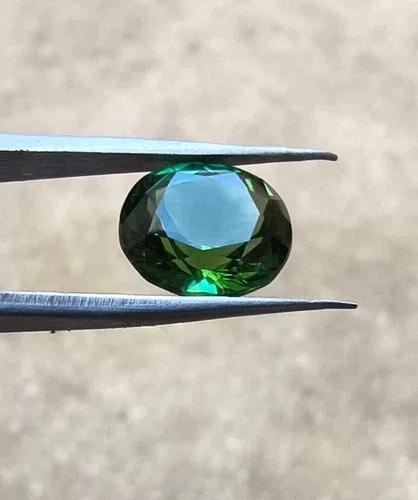 2.8 CTS Green Tourmaline, Round Cut image indicator(7)