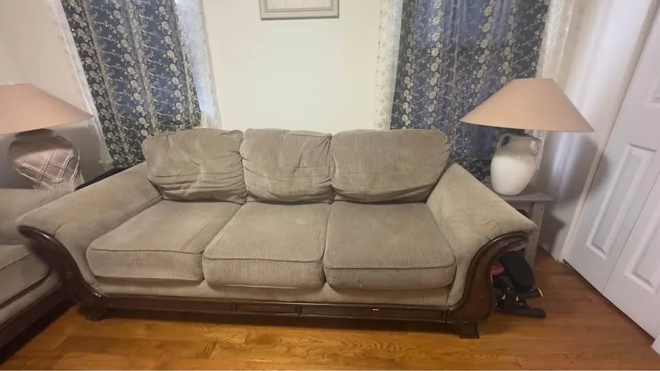 Two pieces of furniture image indicator(2)