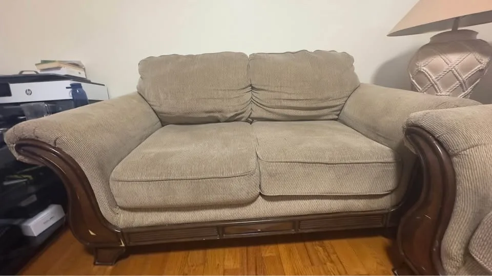 Two pieces of furniture image indicator(4)