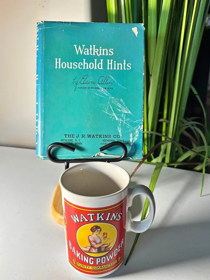 WATKINS 12oz Mug & 1941 WATKINS Household Hints