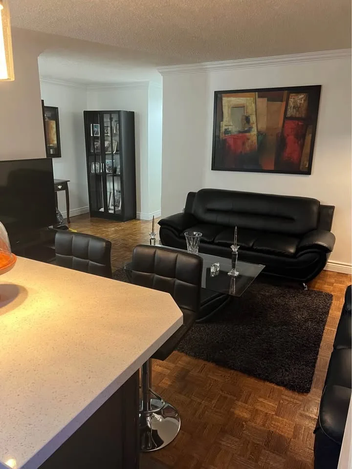 Private room for rent image indicator(6)