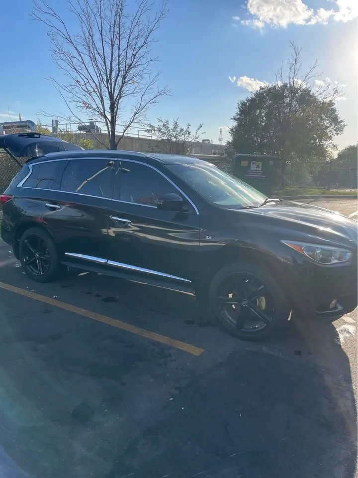 2014 Infiniti QX60 – 196,000 km – Selling As-Is image indicator(7)