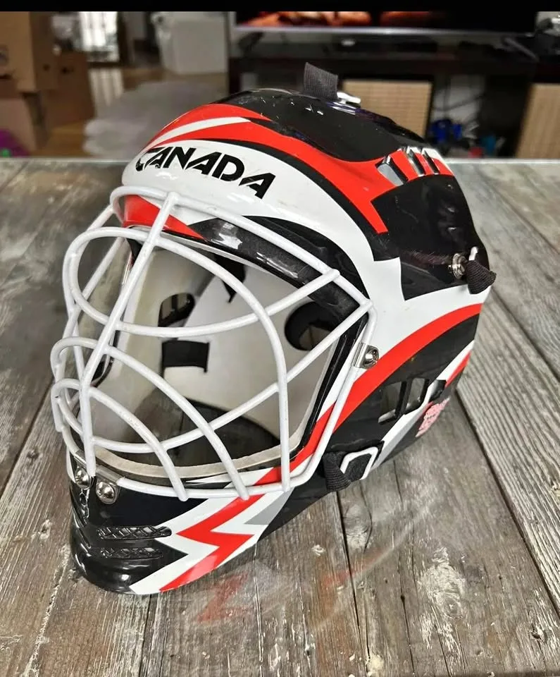 STREET LEGAL HOCKEY GOALIE MASK RED & BLACK MAPLE LEAFS thumbnail